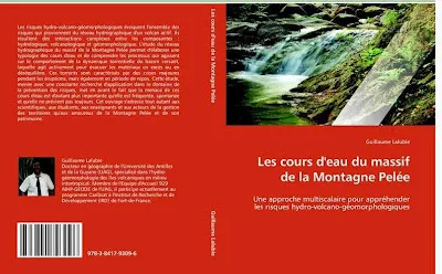 Double couverture de l'ouvrage Les cours d'eau du massif de la Monatgne Pelée