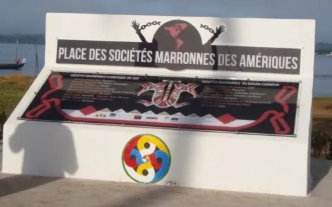 Place des sociétés marronnes des Amériques, Guyane française